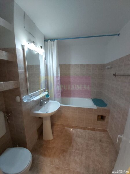 Vanzare apartament 4 camere in zona Unirii - Coposu, metrou